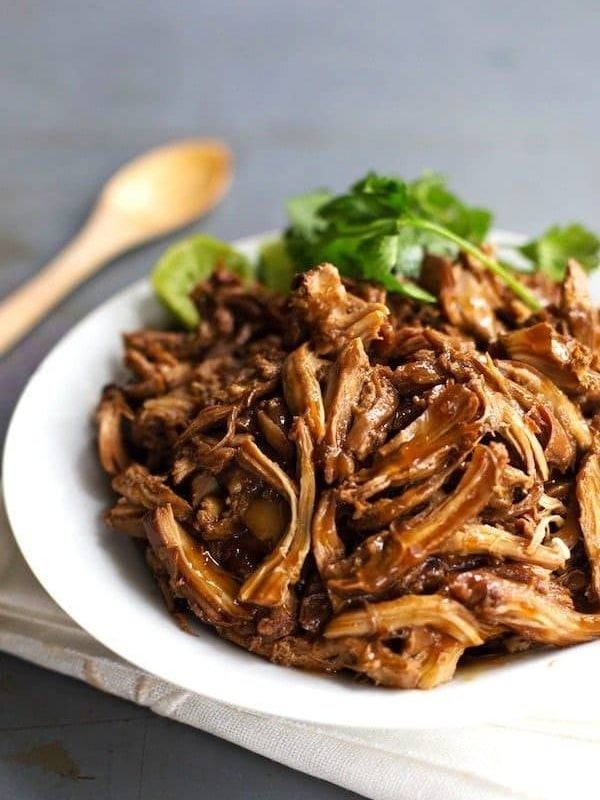 Honey Glazed Crockpot Chicken Adobo - simple pantry ingredients, hardly any hands-on time, 200 calories. | https://lightshape.fit
