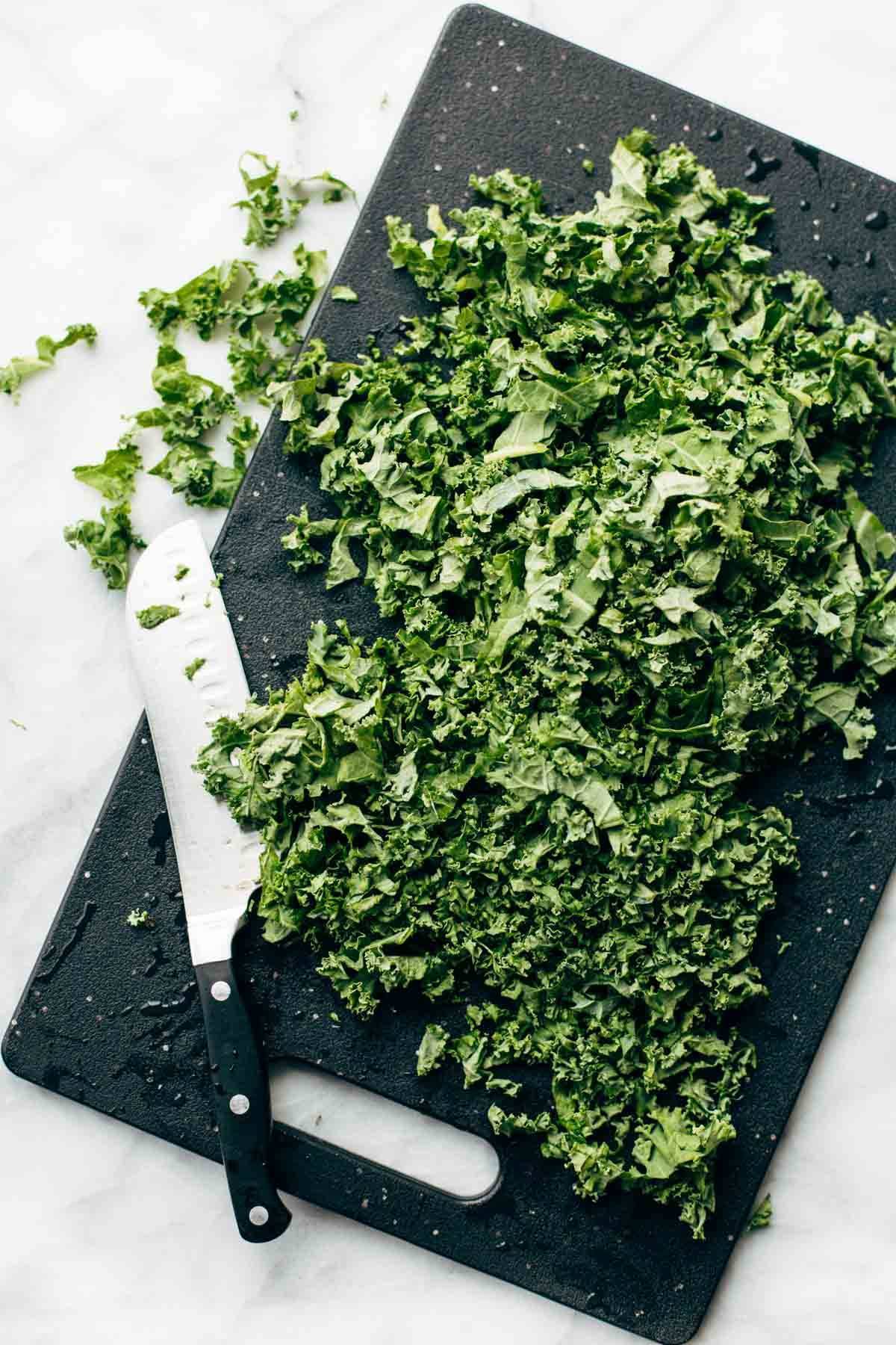 Garlic Kale and Brown Rice Salad with a zippy lemon herb dressing! This side dish recipe is so simple and it compliments almost any main dish! | pinchofyum.com